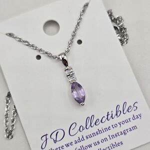 Swarovski Crystal Elements Silver Necklace Light Purple Amethyst Clear 18 inch